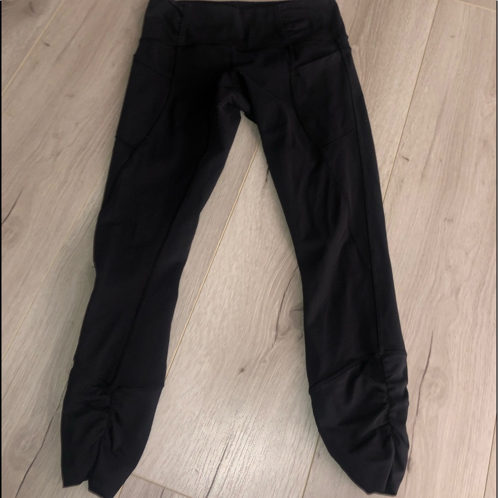 Black Lululemon Ruched Leggings